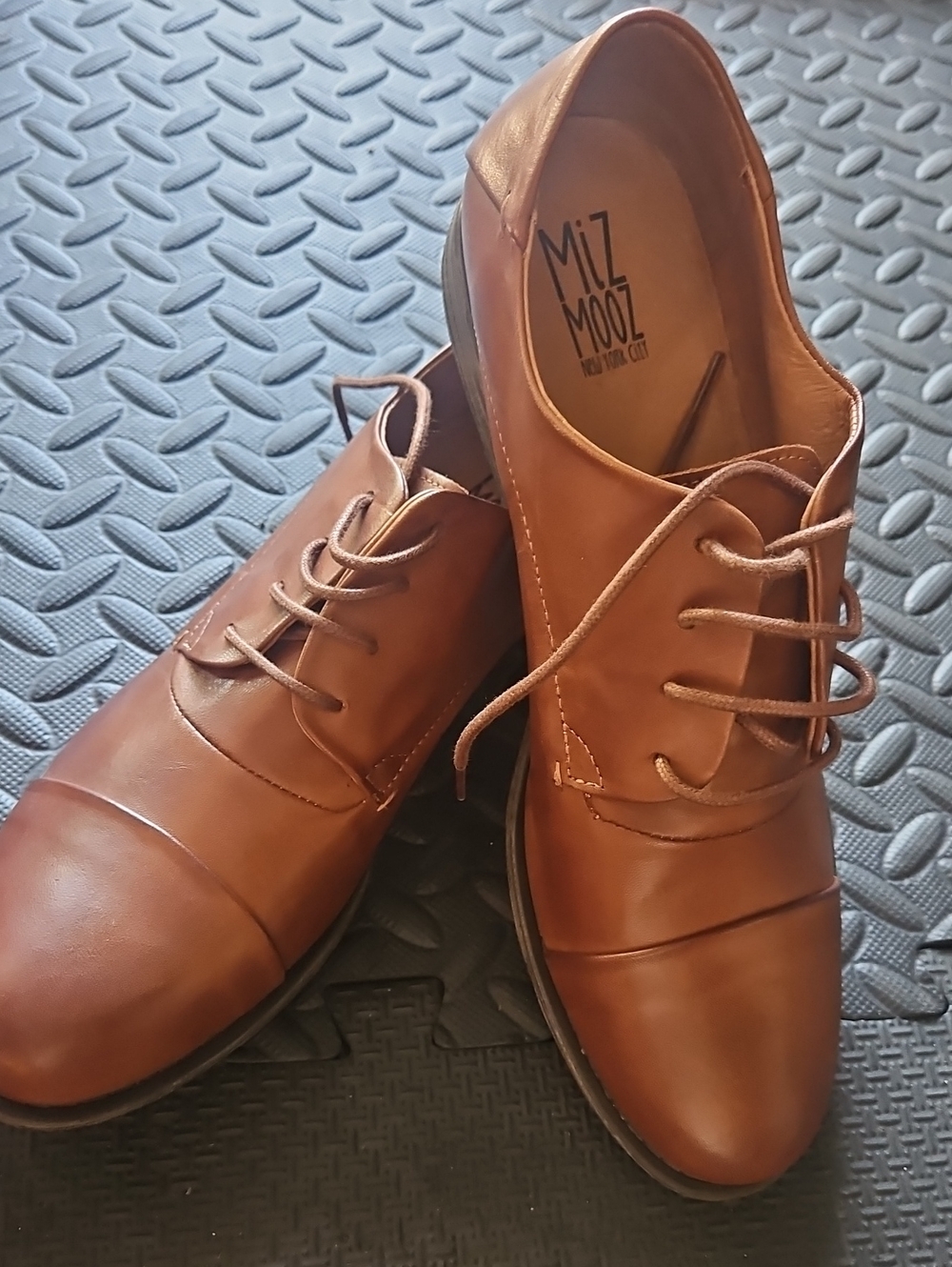 Miz Mooz Tan Leather Lace-Up Oxfords